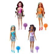 Barbie Colour Reveal Doll & Accessories with 6 Unboxing Surprises, Rainbow-Inspired Series 
