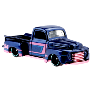 Hot Wheels Pearl and Chrome Vehicle